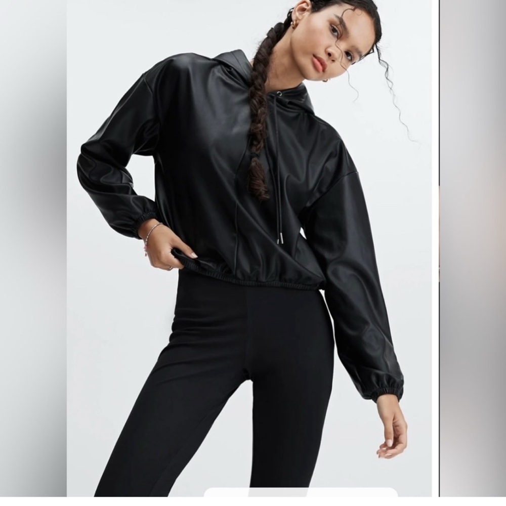 Fabletics Black Hooded Sweatshirt